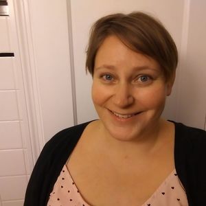 Meet your Posher, Angela